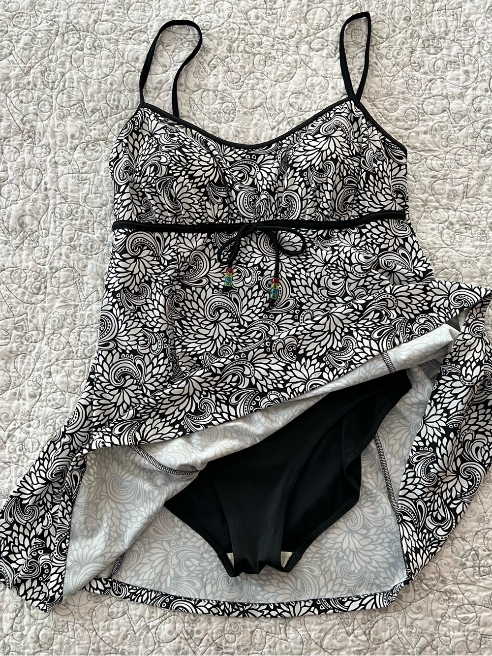 It Figures! Black & White Floral Empire Waist Swimsuit Summer Pool Beachy